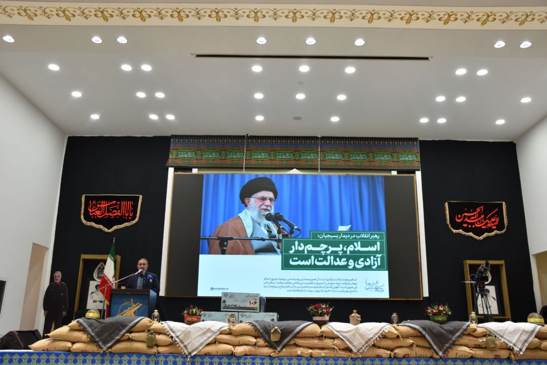 آرمان‌های بسیج، قهرمانان ملت را می‌سازد