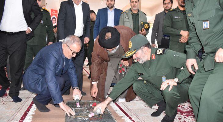 با دستان دل‌ها؛ گلزار شهدای یاسوج غبارروبی شد