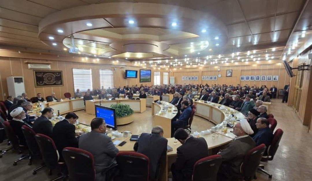 نشست چهره‌های سیاسی بویراحمد با استاندار کهگیلویه‌وبویراحمد