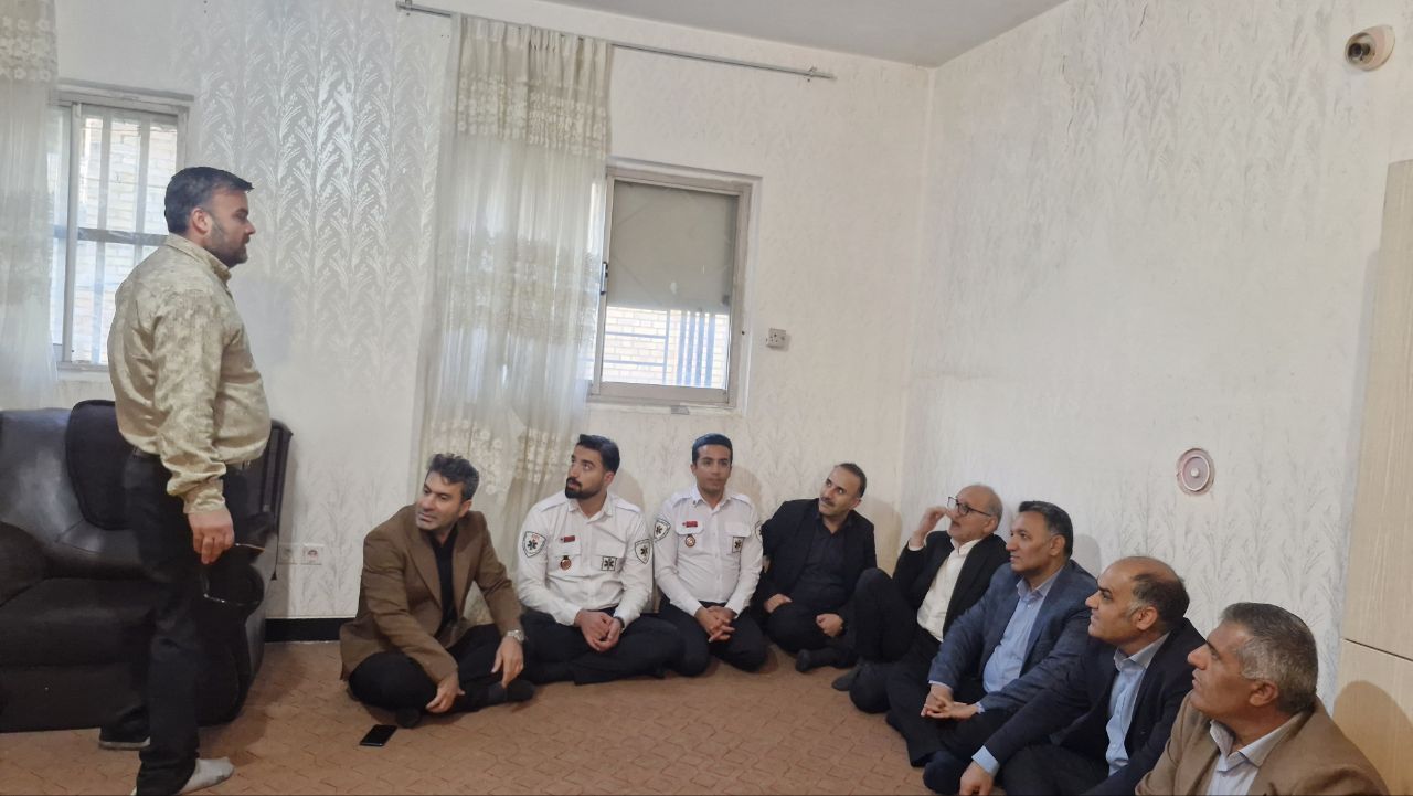 وضعیت آمبولانسها در شأن مردم نیست