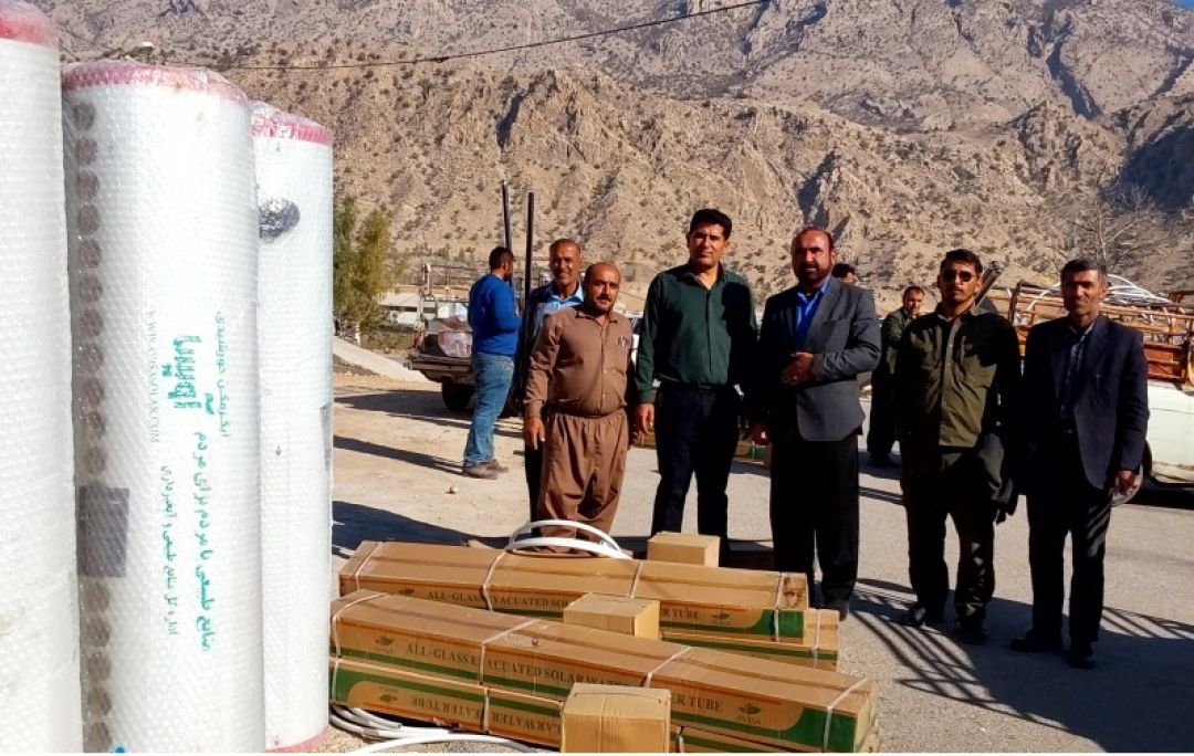 هدیه خورشید به ۱۰۰ خانوار لنده‌ای