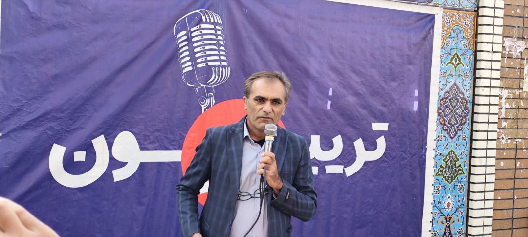 انتقاد بی‌پرده دانشجویان از سفر رئیس‌جمهور