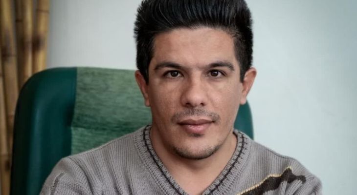 شاعر دنا نشین نامزد جایزه ملی شد