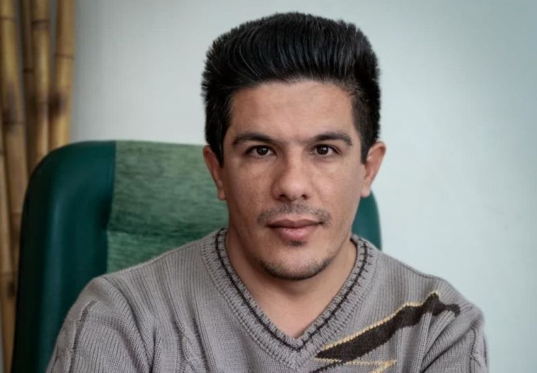 شاعر دنا نشین نامزد جایزه ملی شد