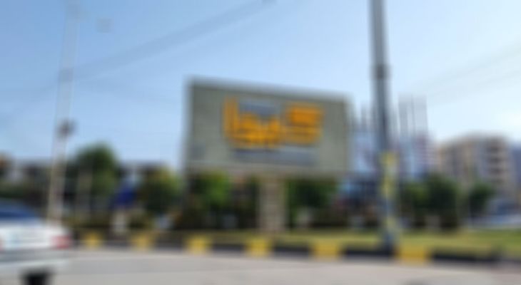 هجوم آگهی‌های رُژگونه و انتخاباتی به بیلبوردهای شهری