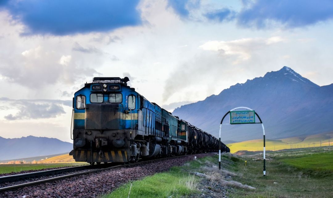 آیا قطار یاسوج هرگز به ایستگاه نمی‌رسد؟