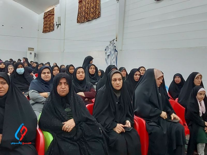 زنان لنده؛ سنگربانان حجاب و جهاد