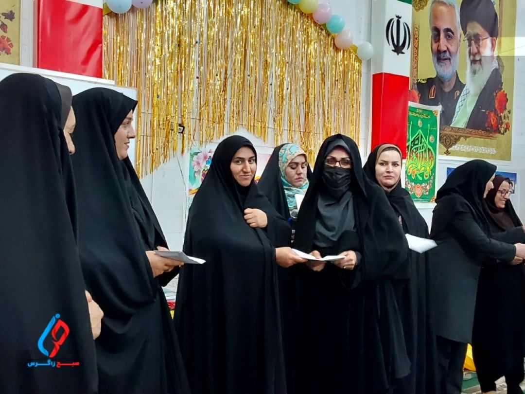 زنان لنده؛ سنگربانان حجاب و جهاد