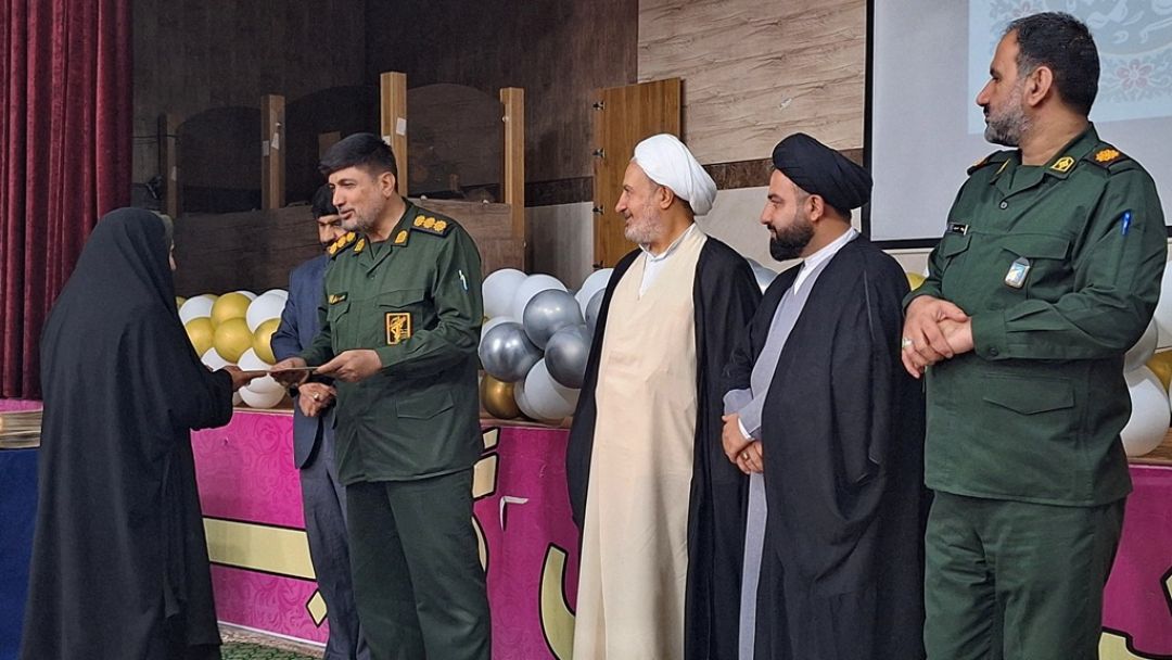 تجلیل از «مادران» در سپاه ناحیه گچساران+ تصاویر