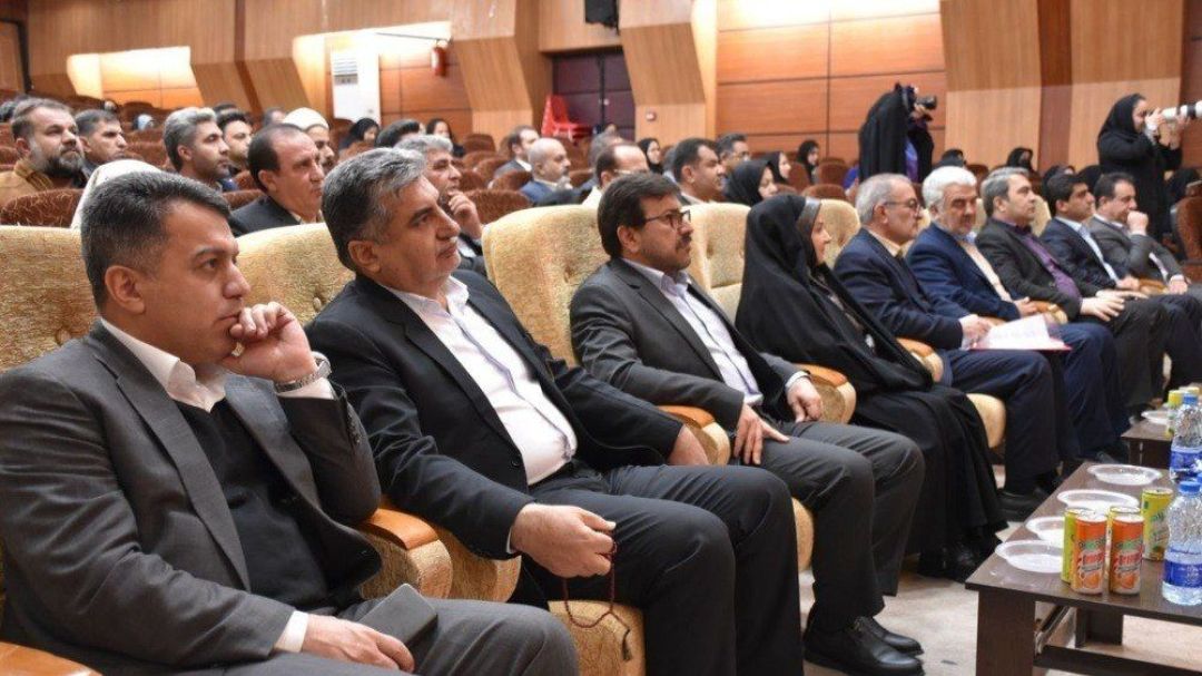 حضور کمرنگ زنان در رویداد «زن و خانواده»