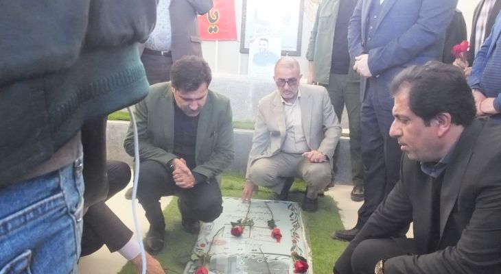 ادای احترام معاون رئیس جمهور به مقام شهدای گچساران