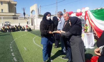 برگزاری جشن انقلاب در مدارس باشت