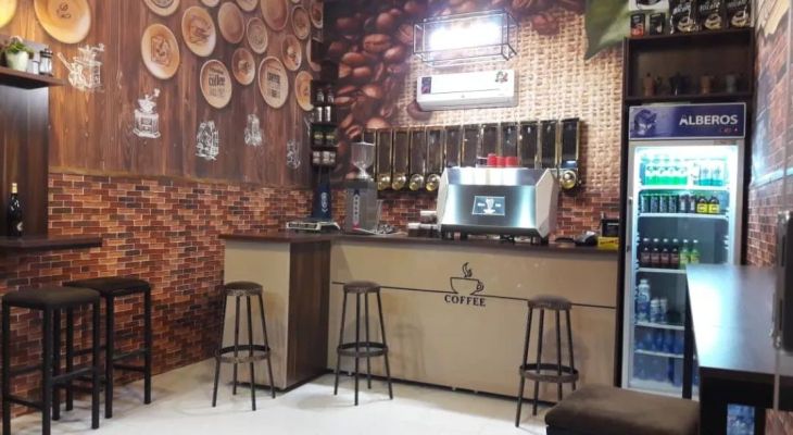 عمری که در قهوه‌خانه‌ها دود می‌شود