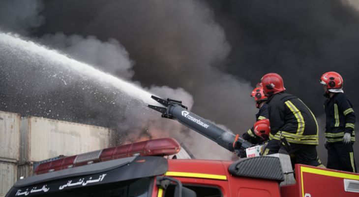 آتش‌ بندر شهید رجایی مهار شد