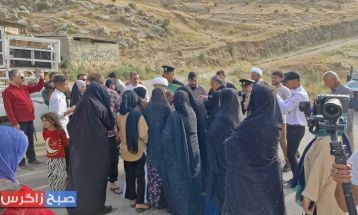 میزبانی روستائیان باشت از کاروان زیر سایه خورشید