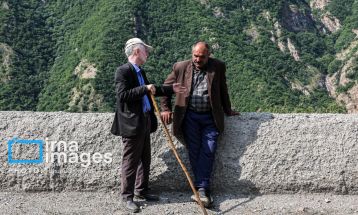 «جاده چالوس»؛ گذرگاه بهاری عشایر