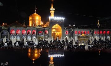 حال‌وهوای حرم در شب شهادت امام رضا(ع)