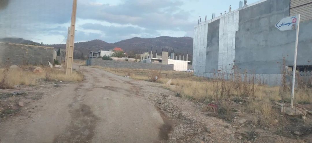 خیابان‌های خاکی بوستان، در انتظار آسفالت