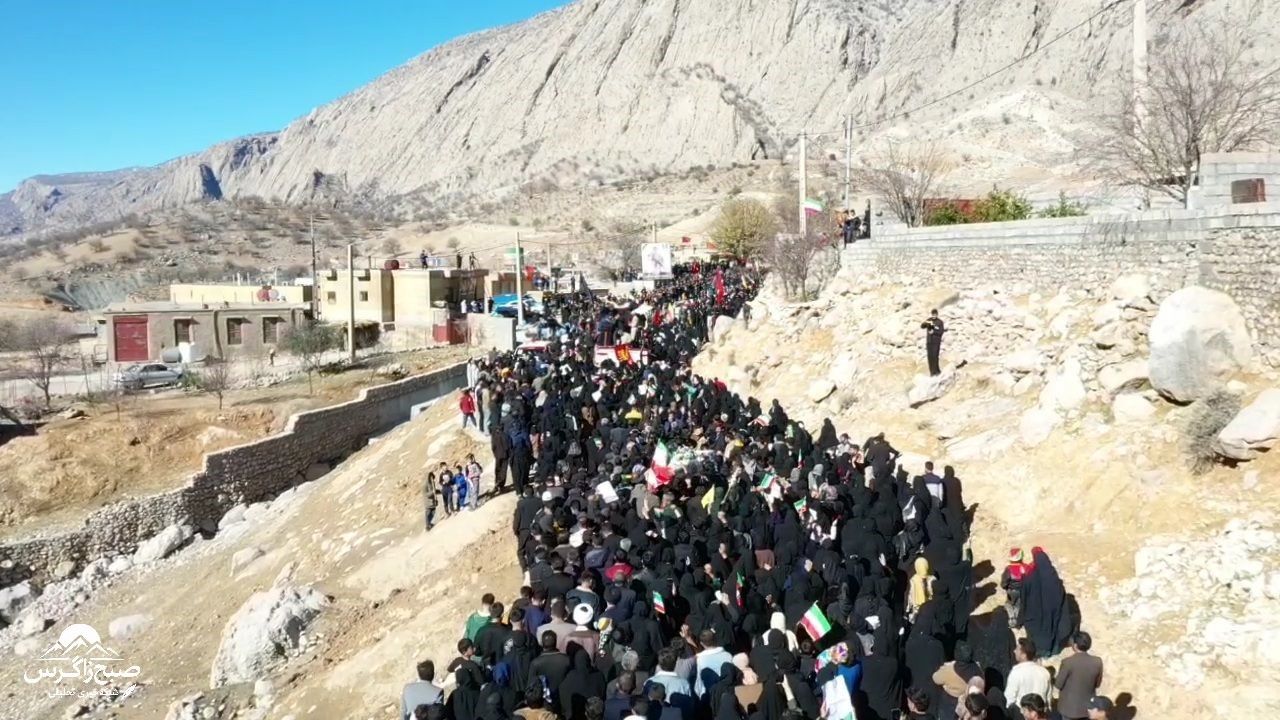 غوغای مردم لوداب در بدرقه پیکر شهید مجیدی‌مهر