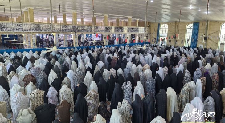 قرار مؤمنین در سنگر نمازجمعه دهدشت