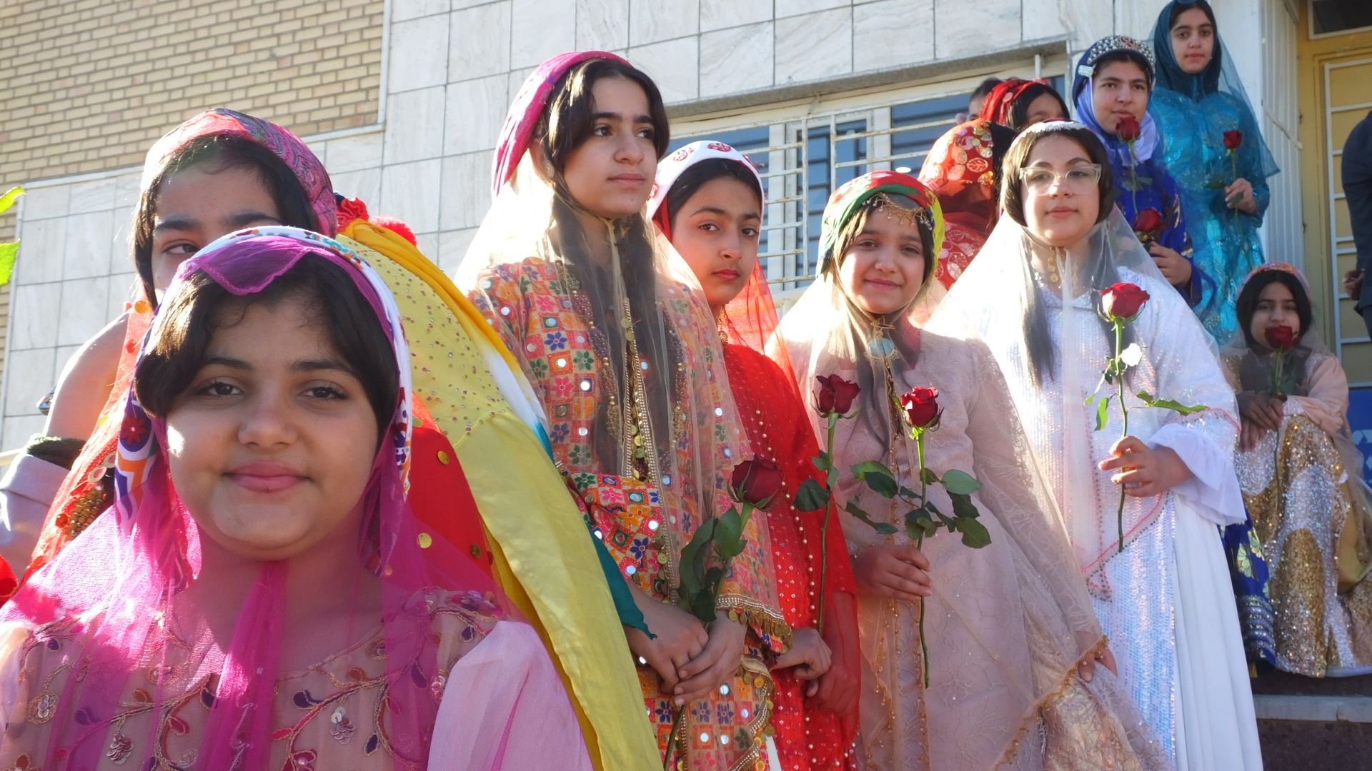 گچساران میزبان آیین «دست‌های سازنده»