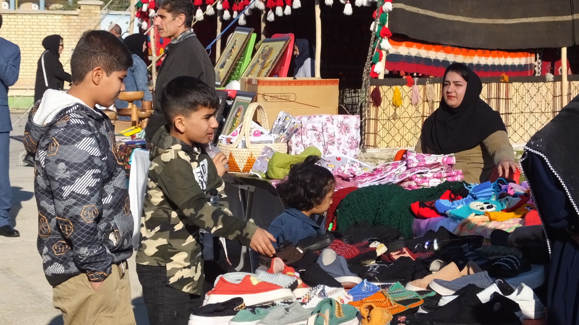 گچساران میزبان آیین «دست‌های سازنده»