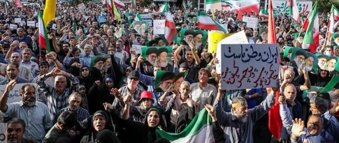 حضور مردم نقشه‌های دشمن را خنثی می‌کند