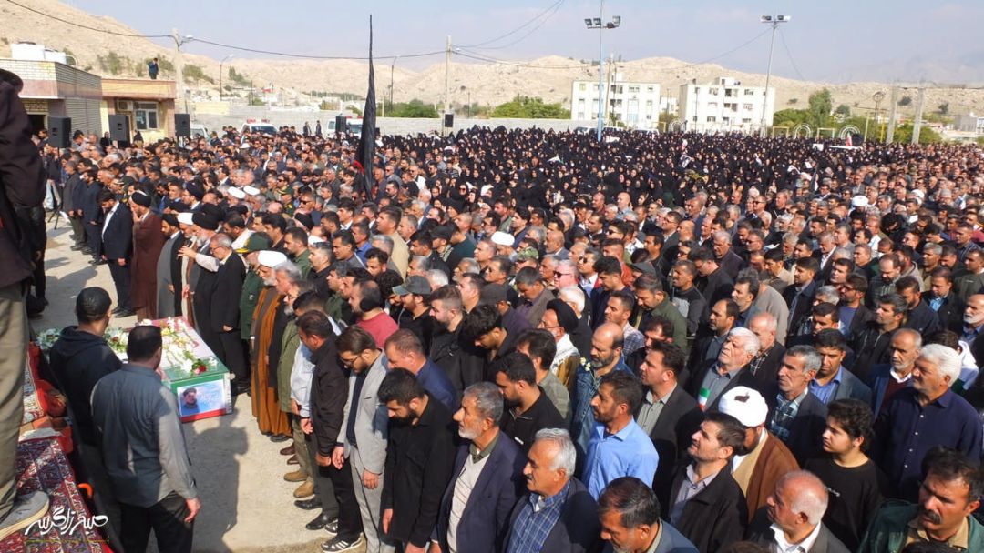 تصاویری متفاوت از تشییع «شهدای امنیت» در گچساران