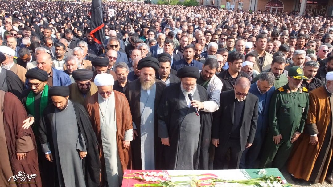 تصاویری متفاوت از تشییع «شهدای امنیت» در گچساران