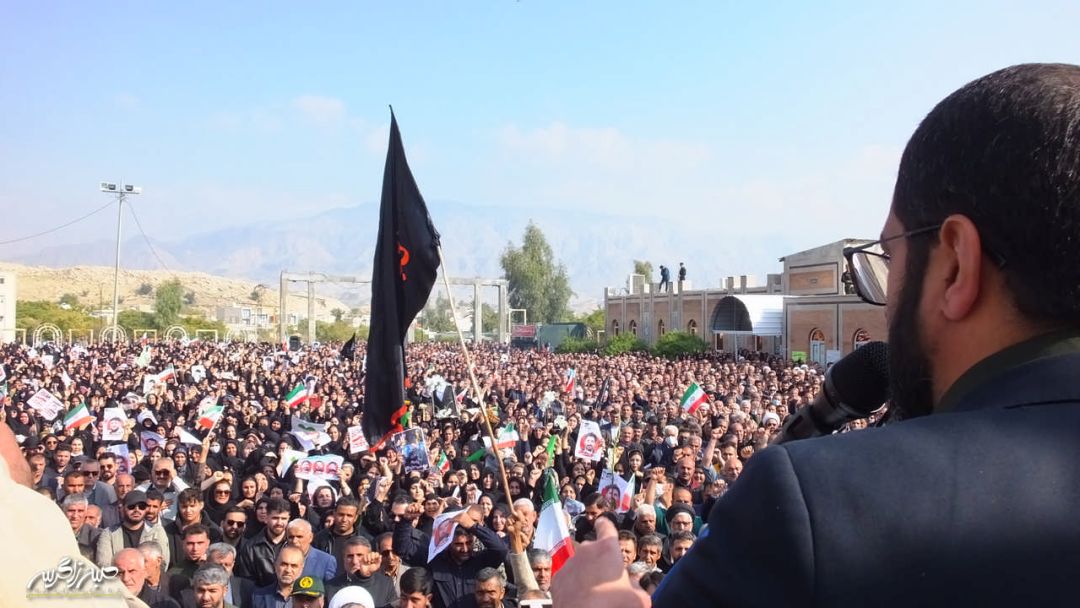 تصاویری متفاوت از تشییع «شهدای امنیت» در گچساران