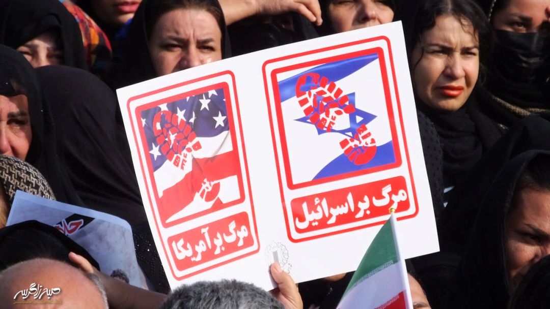 تصاویری متفاوت از تشییع «شهدای امنیت» در گچساران