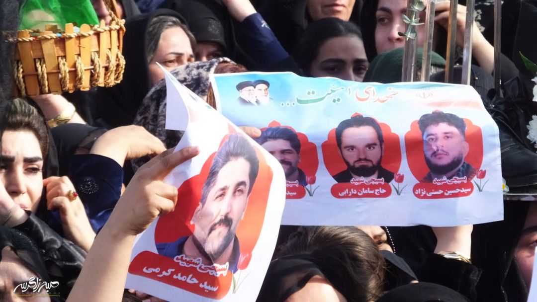 تصاویری متفاوت از تشییع «شهدای امنیت» در گچساران