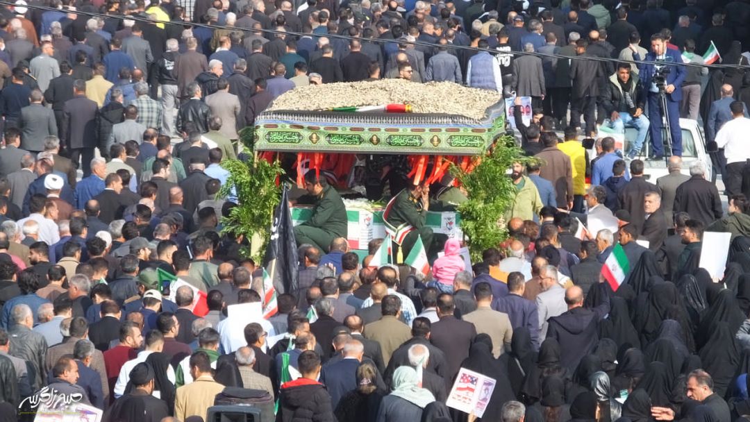 تصاویری متفاوت از تشییع «شهدای امنیت» در گچساران