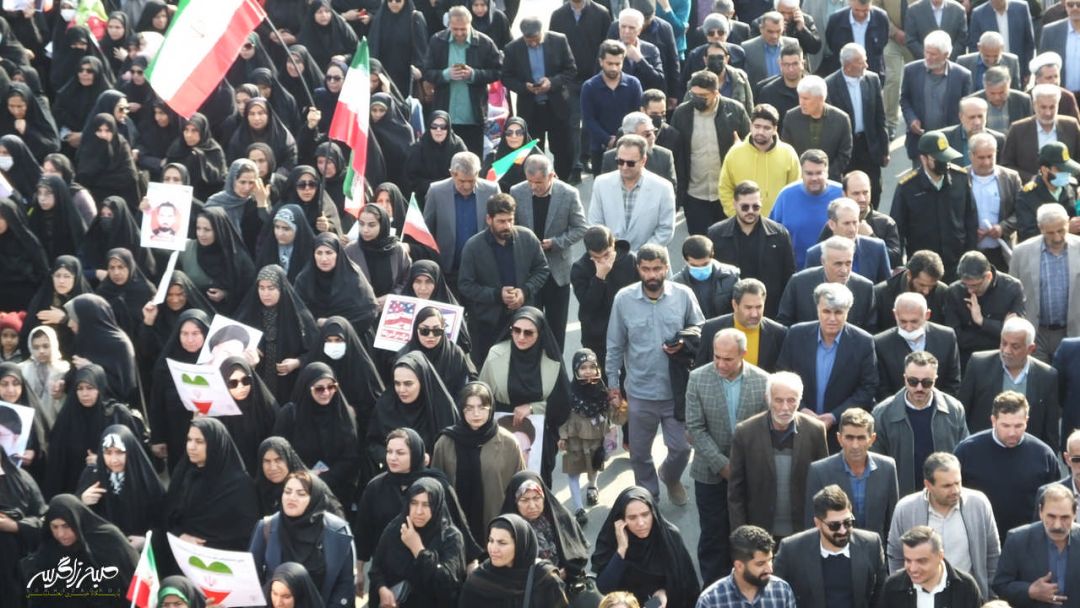 تصاویری متفاوت از تشییع «شهدای امنیت» در گچساران