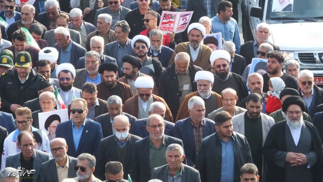 تصاویری متفاوت از تشییع «شهدای امنیت» در گچساران