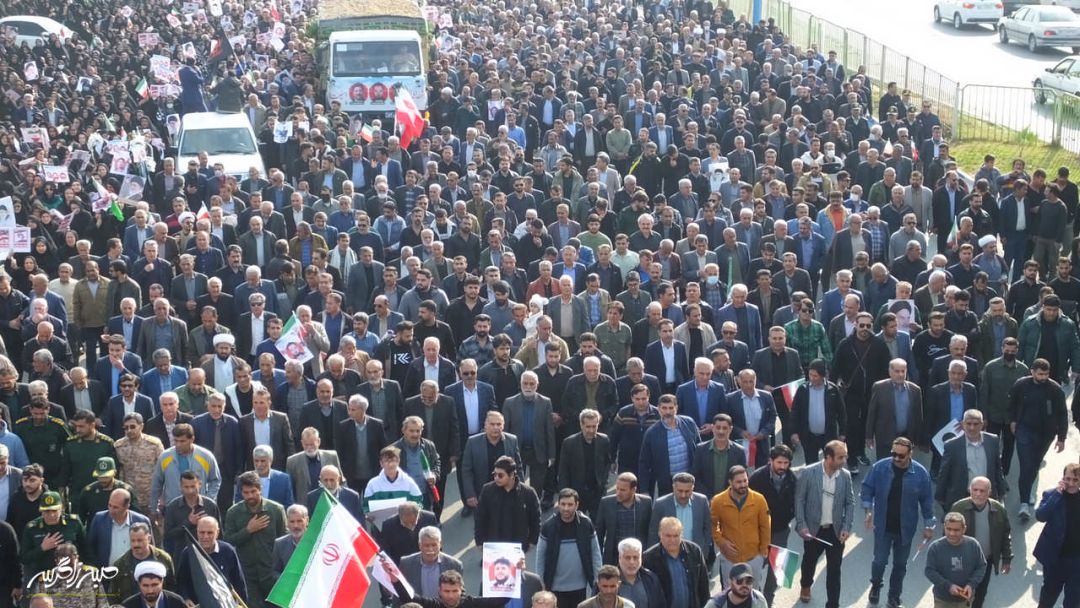 تصاویری متفاوت از تشییع «شهدای امنیت» در گچساران