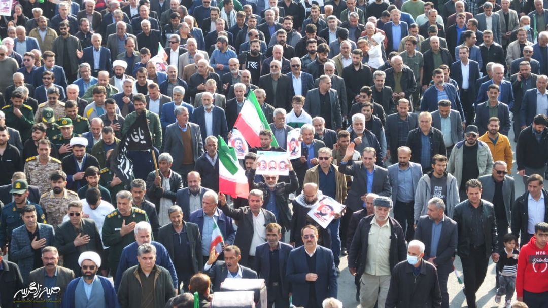 تصاویری متفاوت از تشییع «شهدای امنیت» در گچساران