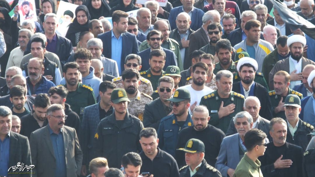 تصاویری متفاوت از تشییع «شهدای امنیت» در گچساران