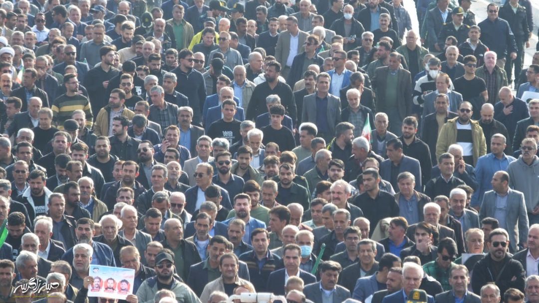 تصاویری متفاوت از تشییع «شهدای امنیت» در گچساران