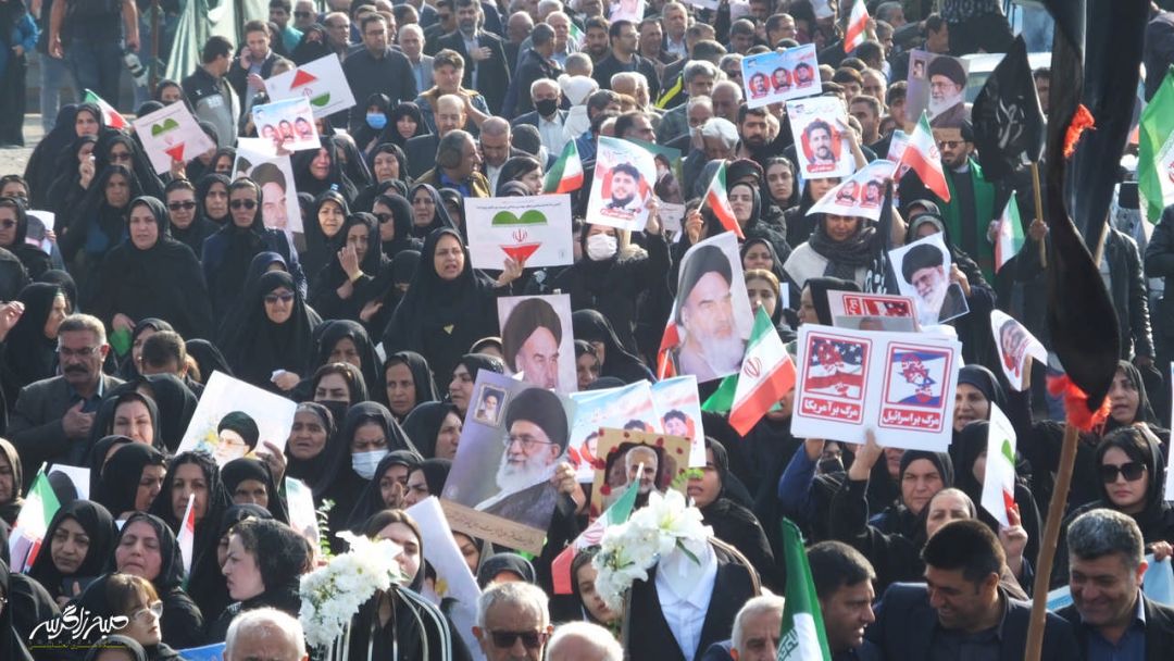 تصاویری متفاوت از تشییع «شهدای امنیت» در گچساران