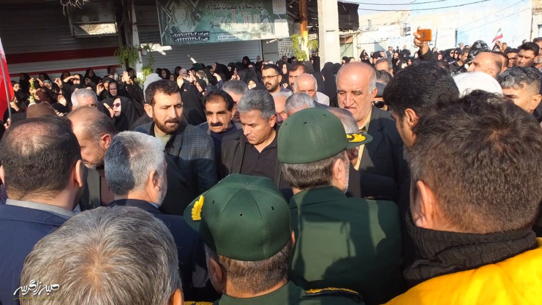 تصاویری متفاوت از تشییع «شهدای امنیت» در گچساران