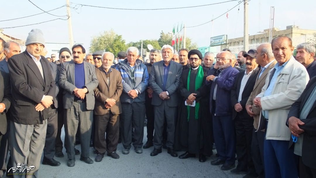 تصاویری متفاوت از تشییع «شهدای امنیت» در گچساران