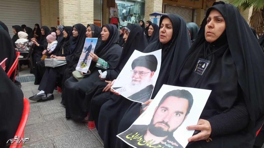 تجمع مردم گچساران در محکومیت تروریست‌ها+ تصاویر