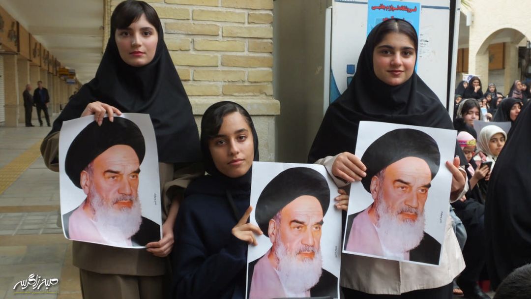 تجمع مردم گچساران در محکومیت تروریست‌ها+ تصاویر