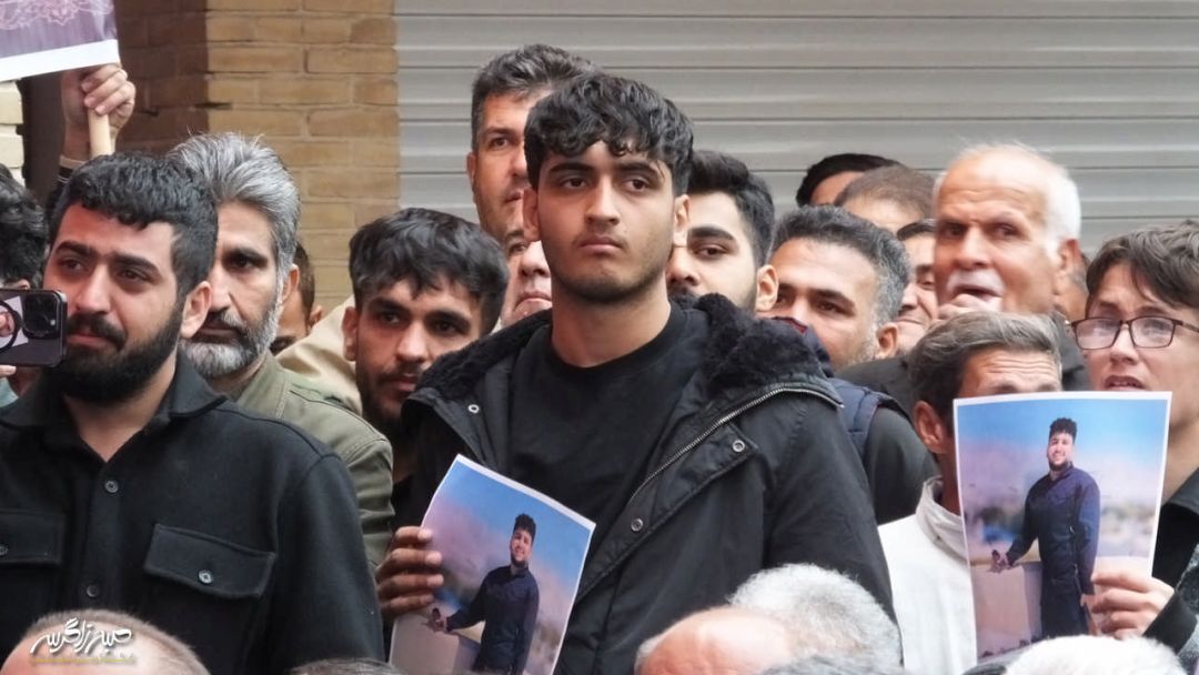 تجمع مردم گچساران در محکومیت تروریست‌ها+ تصاویر