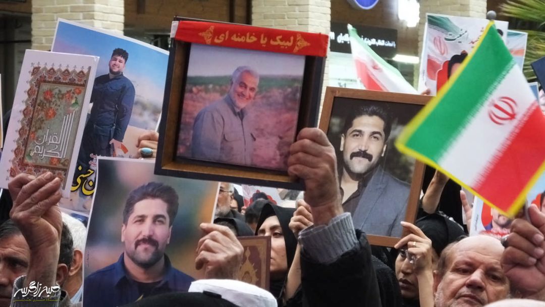 تجمع مردم گچساران در محکومیت تروریست‌ها+ تصاویر