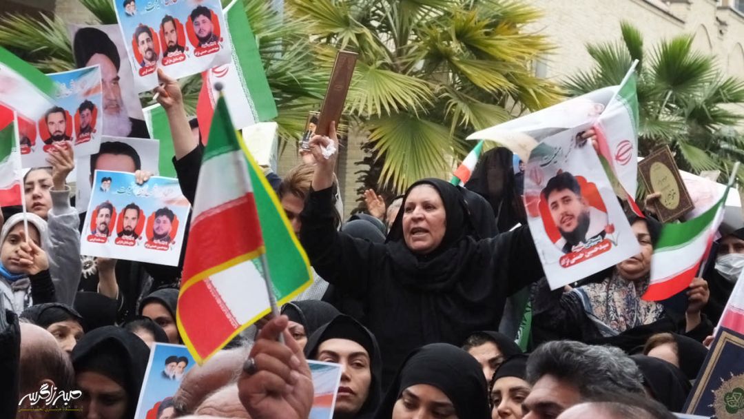 تجمع مردم گچساران در محکومیت تروریست‌ها+ تصاویر