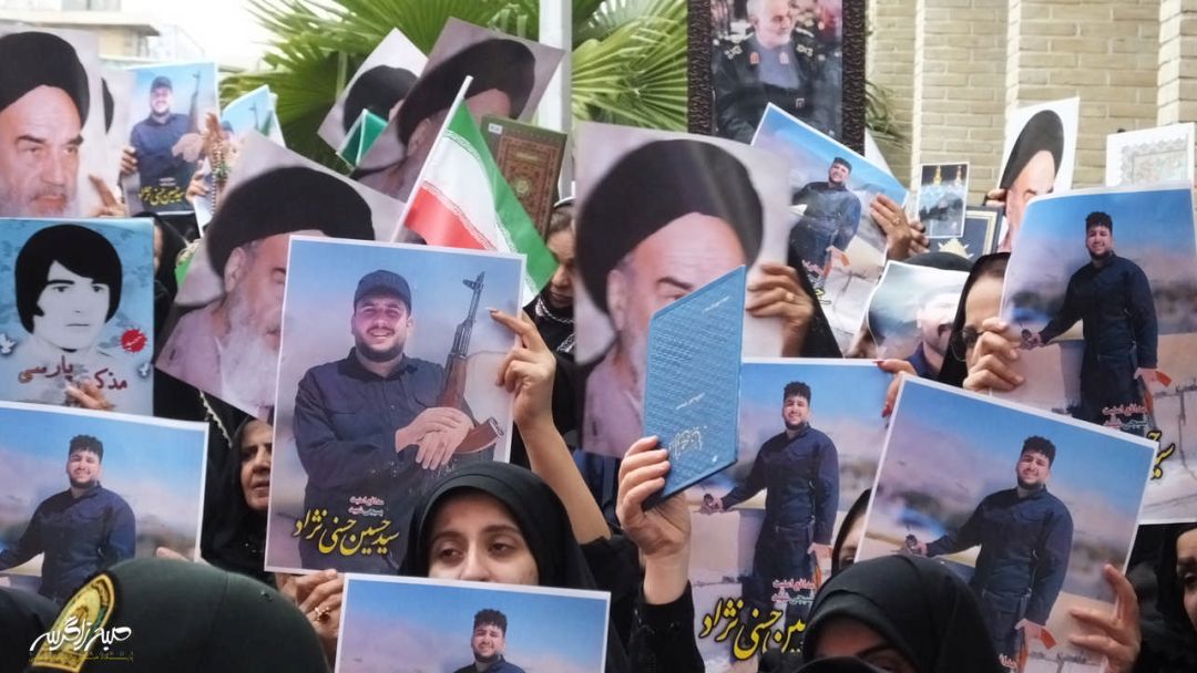 تجمع مردم گچساران در محکومیت تروریست‌ها+ تصاویر