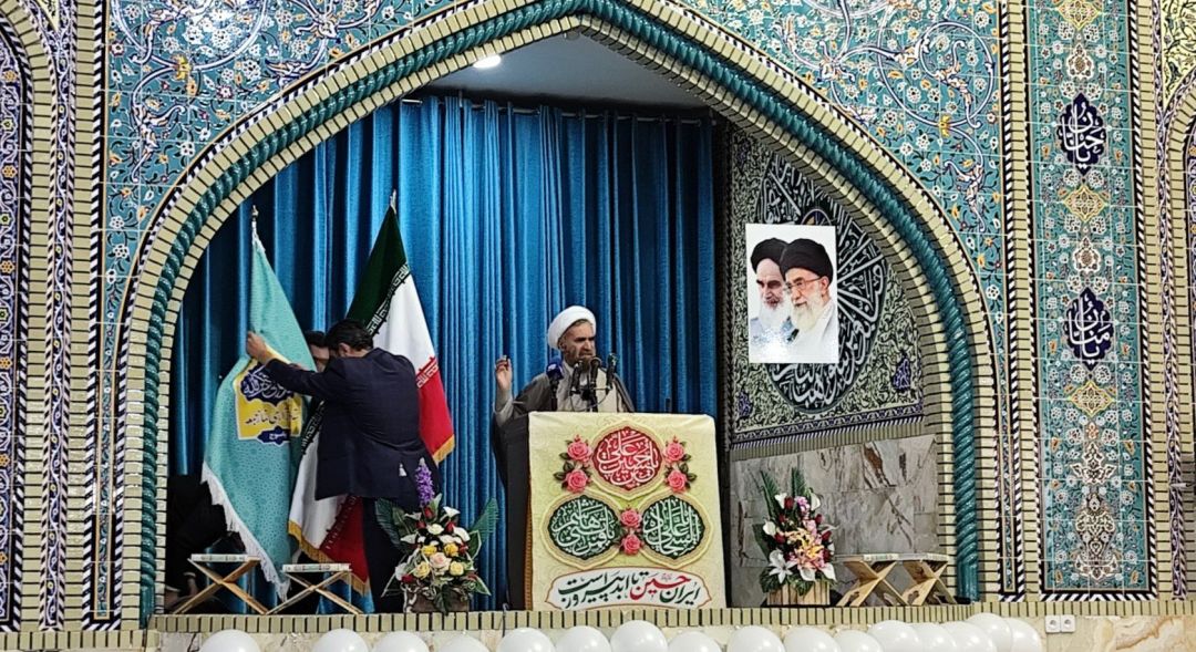 مساجد سنگرهای خاموش‌نشدنی انقلاب هستند