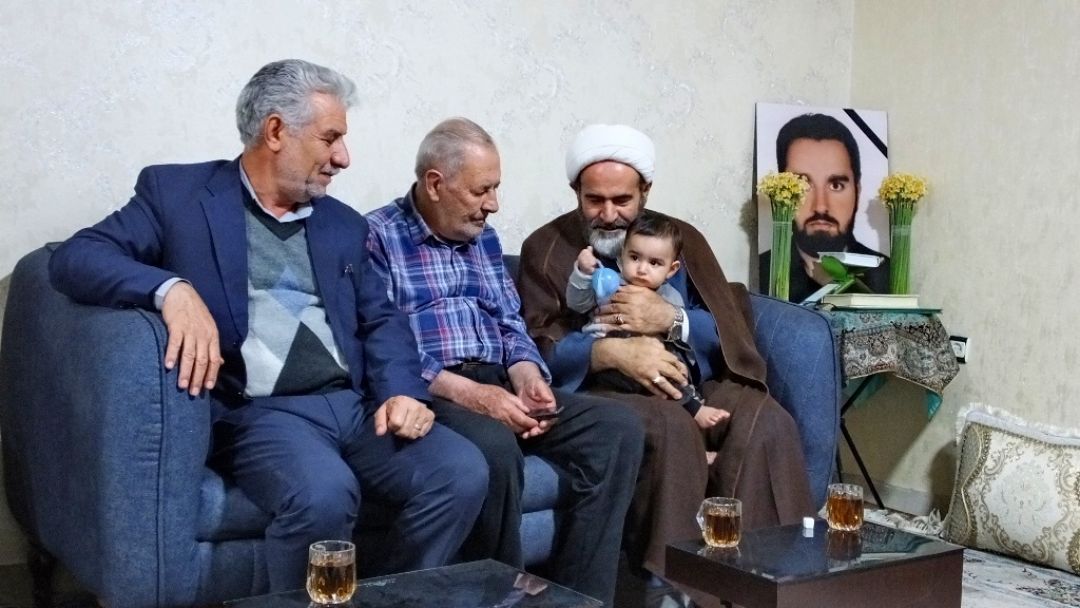 تجدید میثاق مسئولان با خانواده‌های شهدای امنیت گچساران